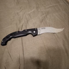 Нож COLD STEEL EXTRA LARGE VOYAGER VAQUERO SERRATED 29AXVS